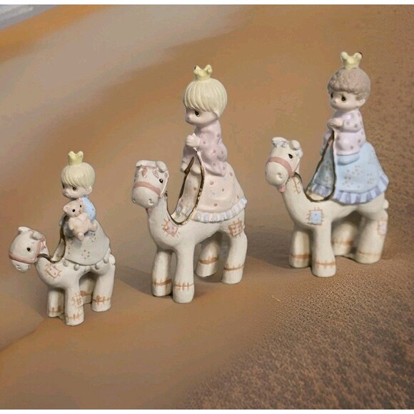 VTG Enesco Precious Moments “They Followed The Star” Miniature Pewter Magi 1990 - Picture 3 of 16